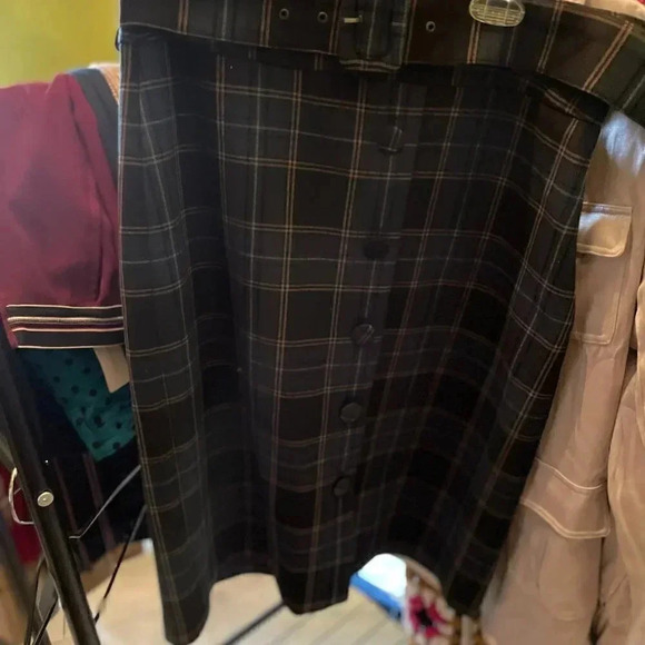 EUC: Maeve Bernadette Button-Front Midi Skirt - Picture 2 of 2